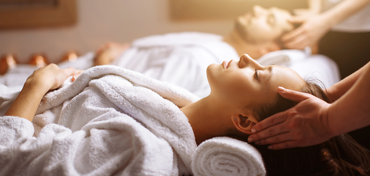 couple getting massage in a Boyd spa